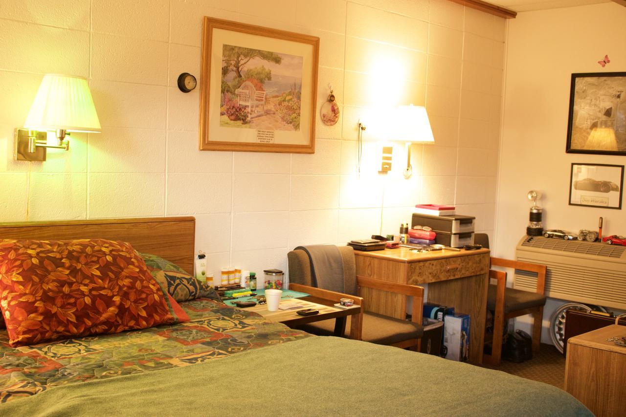 רפיד סיטי Lazy U Motel מראה חיצוני תמונה
